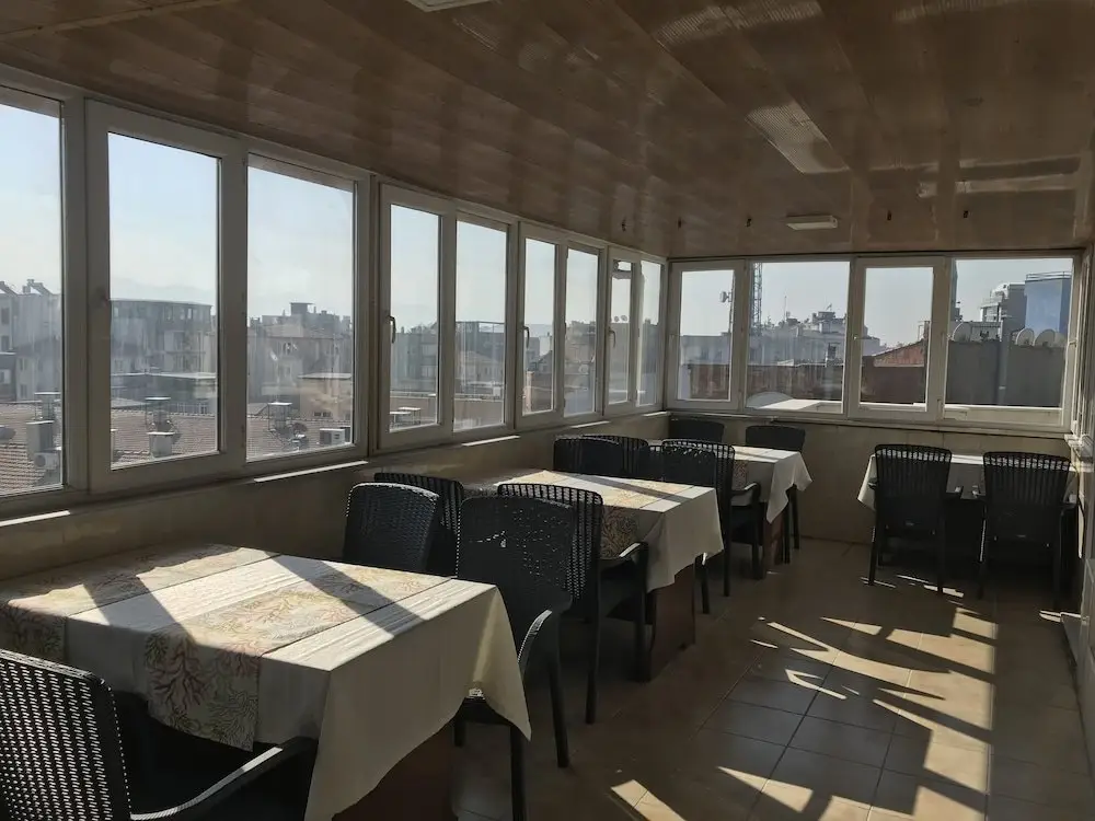 Эдремит: Zeytin Otel Edremit