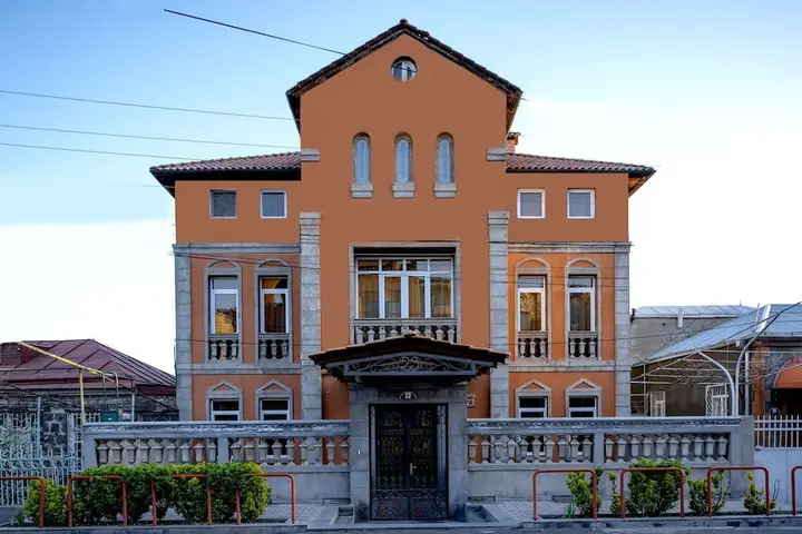 Ереван: Villa Ayghedzor