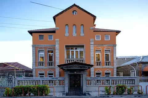 Villa Ayghedzor — фото 1