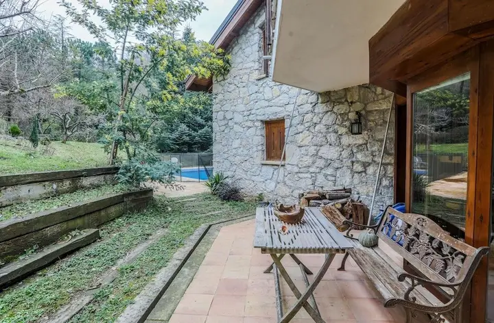 Сайл: Spacious Private Villa With Pool in Sile