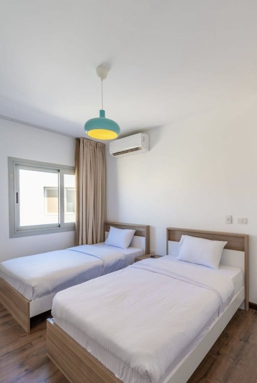 Эль-Гуна: Stunning 2 Bed Apartment in Gouna With Roof