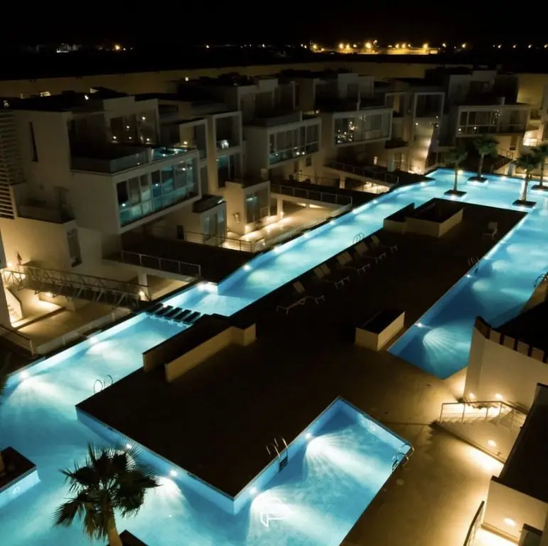 Эль-Гуна: Stunning 2 Bed Apartment in Gouna With Roof