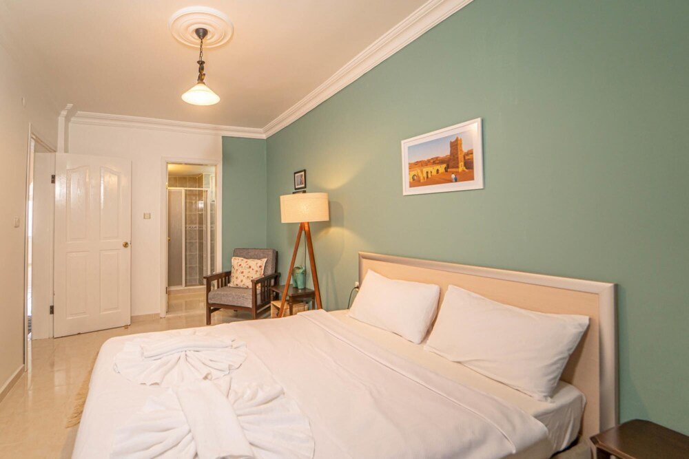 Фетхие: Colorful Seaside Home With Sea View in Fethiye
