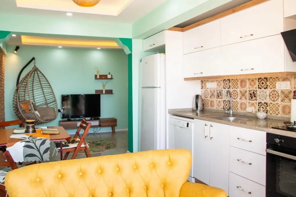 Измир: Flat With Great View and Central Location in Konak