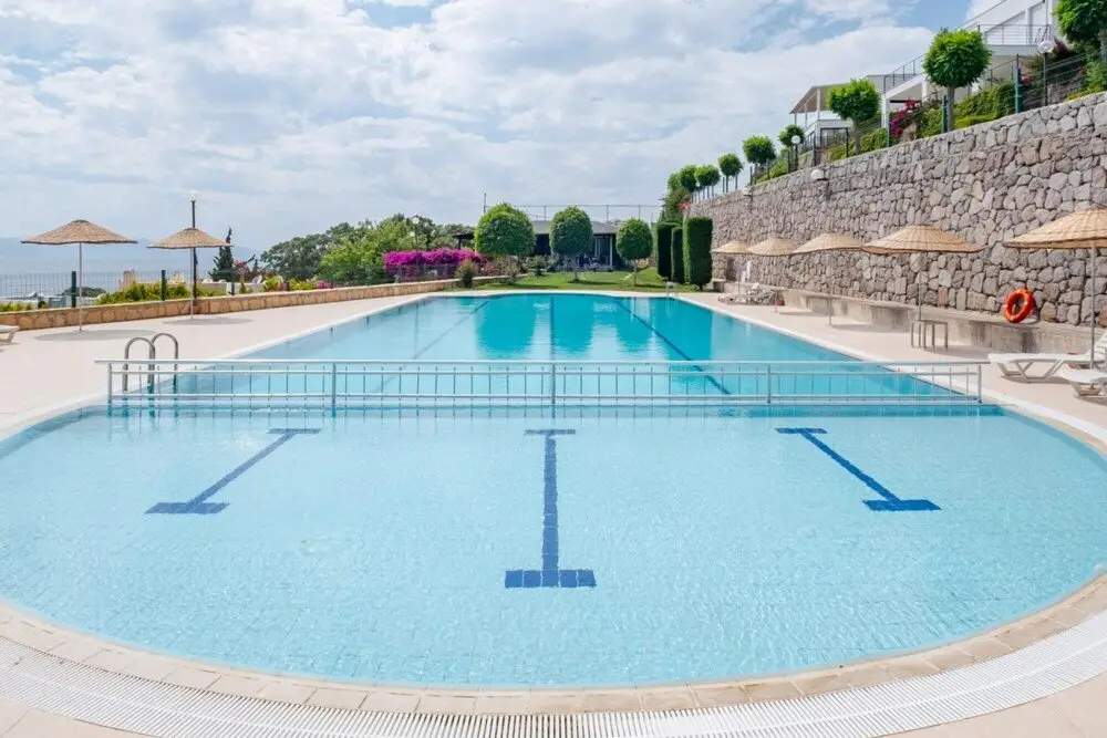 Тургутрейс: Flat With Sea View and Shared Pool in Bodrum