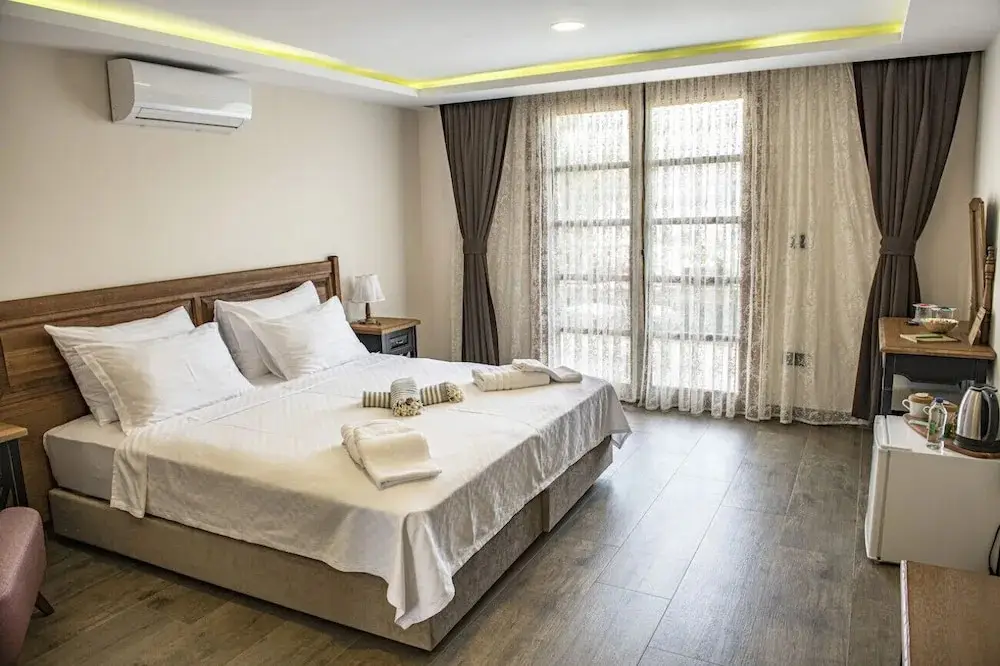 Селимийе: Chic Room With Mesmerizing View in Selimiye