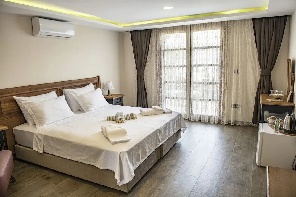 Селимийе: Chic Room With Mesmerizing View in Selimiye