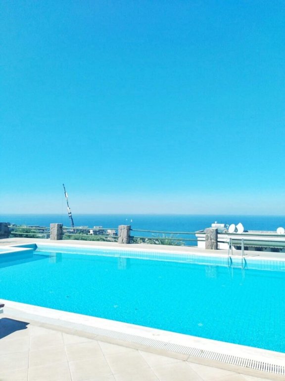 Гюндоган: Flat in Yalikavak With Sea View and Shared Pool