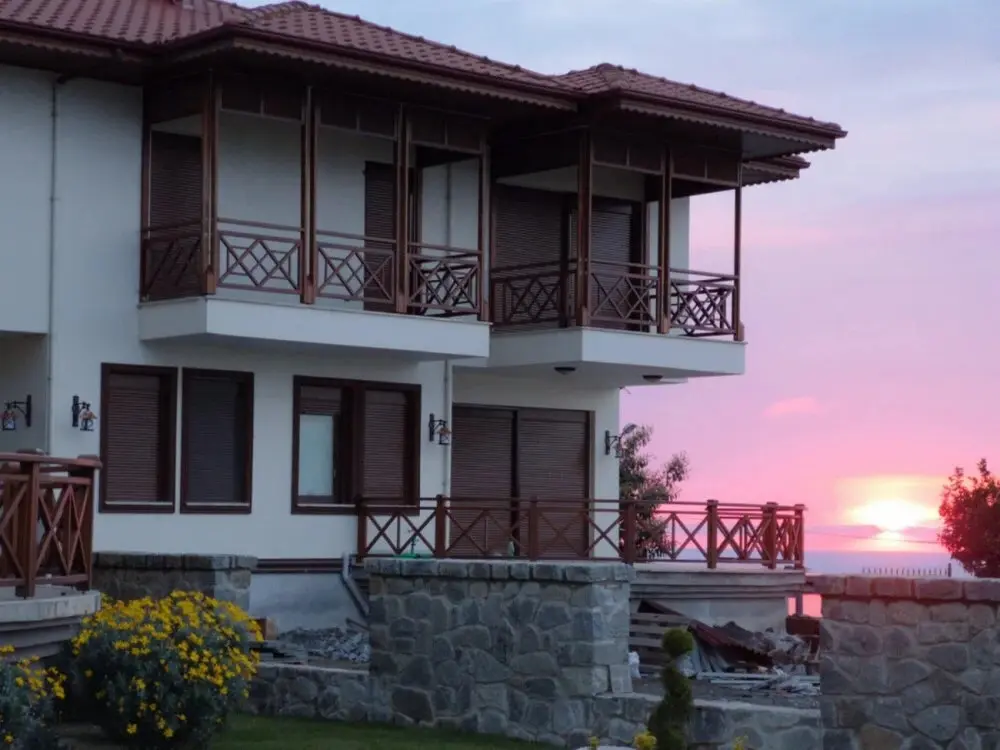 Чамлыхемшин: Enchanting Villa Near Firtina River With Backyard