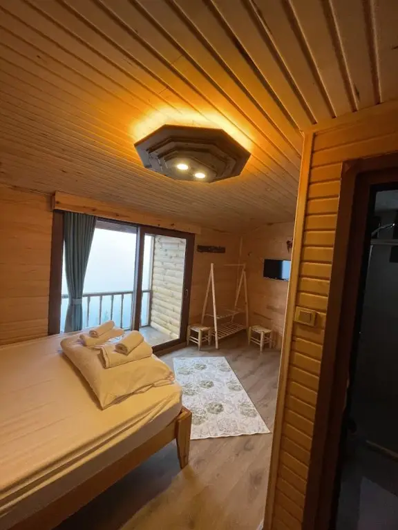 Чамлыхемшин: Gulesen Otel