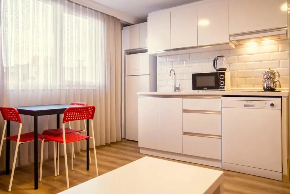 Измир: Centrally Located Flat Near Kulturpark Izmir