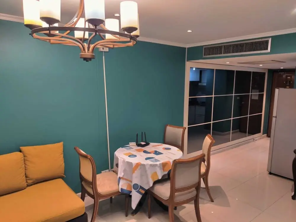 Бангкок: Апартаменты Omni Tower Direct Rooms Sukhumvit Soi 4