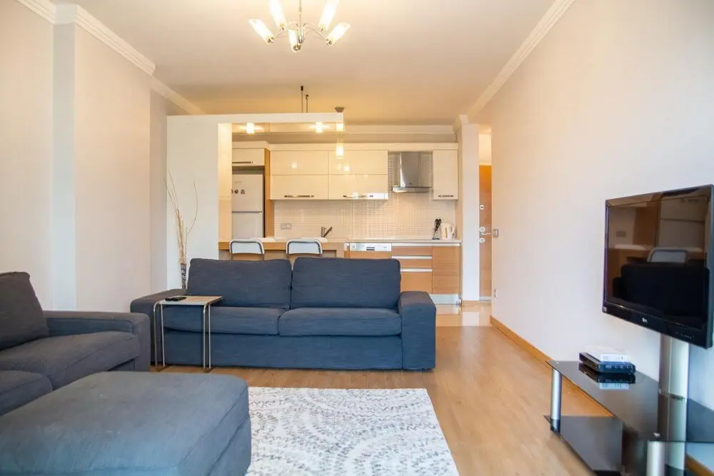 Измир: Pleasant Flat Close to Various Malls in Cigli