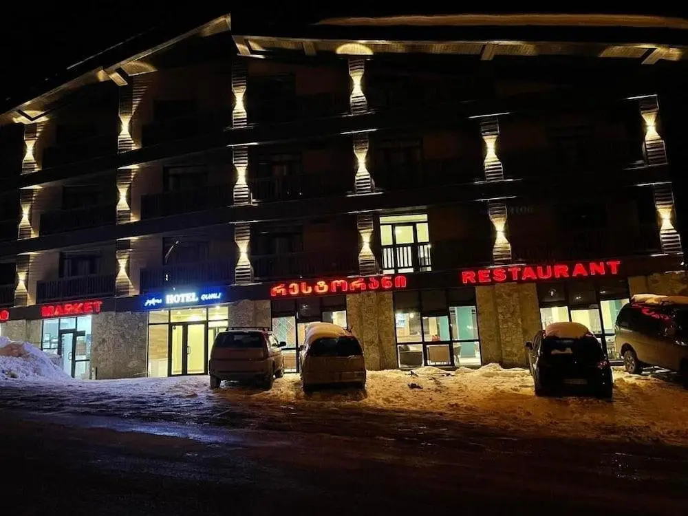 Гудаури: hotel Qumli