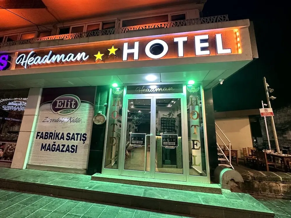 Headman Hotel — фото 1