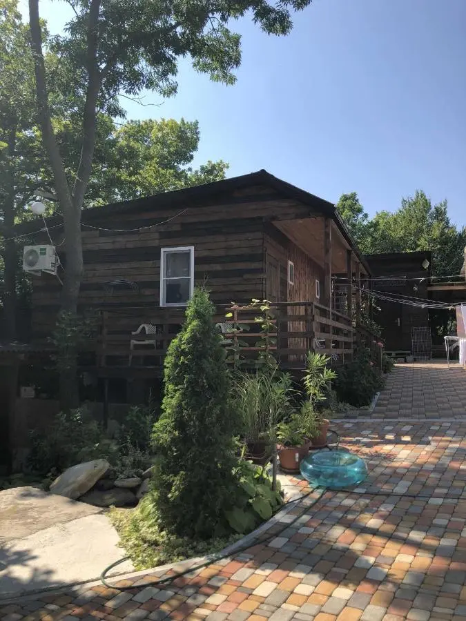 Новомихайловский: Гостевой дом MoreWood