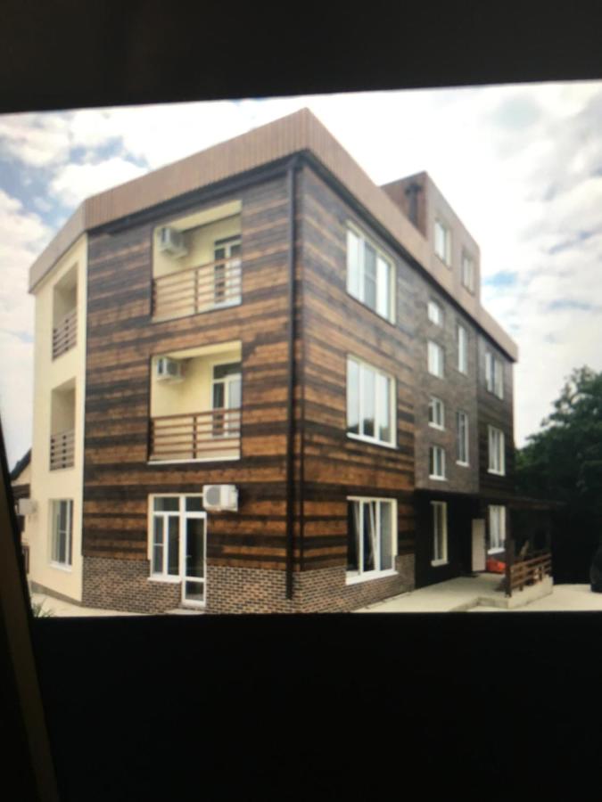 Новомихайловский: Гостевой дом MoreWood
