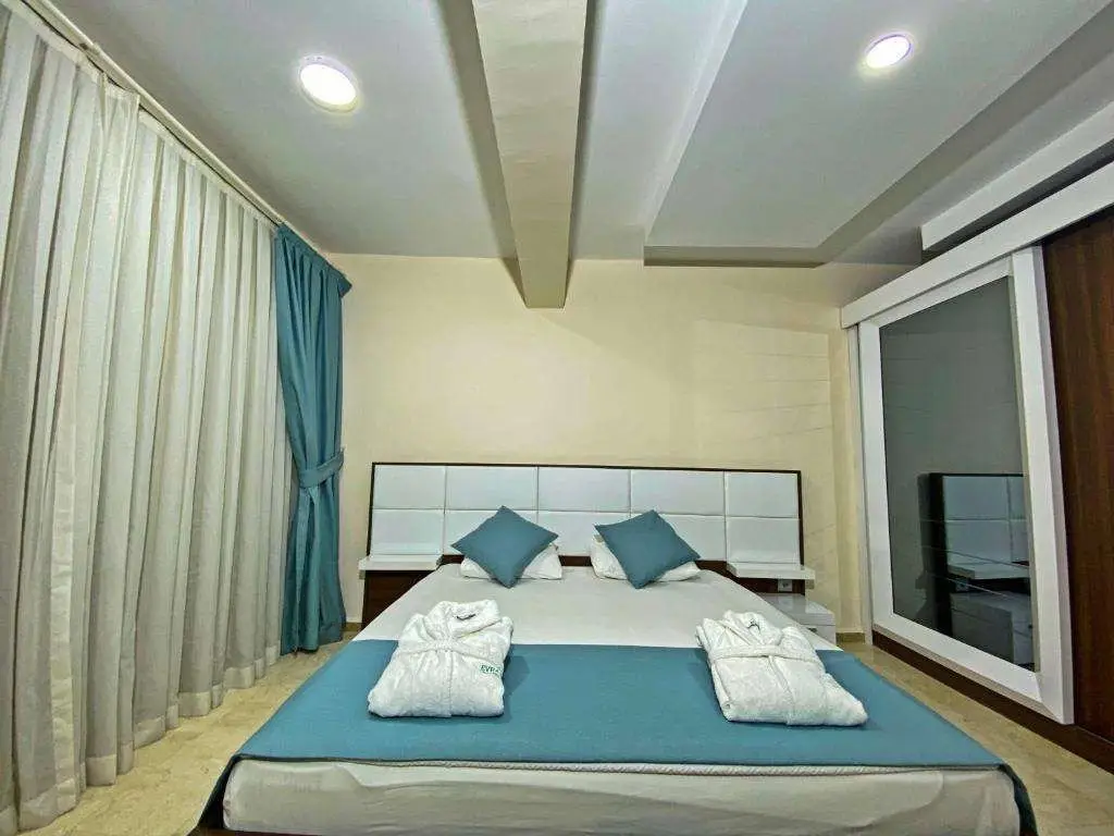 Фетхие: Fethiye Nokta Nif Suit Apart