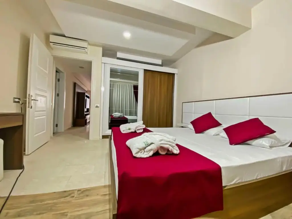 Фетхие: Fethiye Nokta Katranci Suit