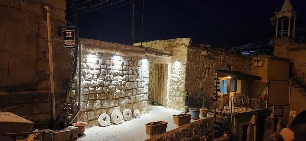 Ургуп: Dede Cave Hotel