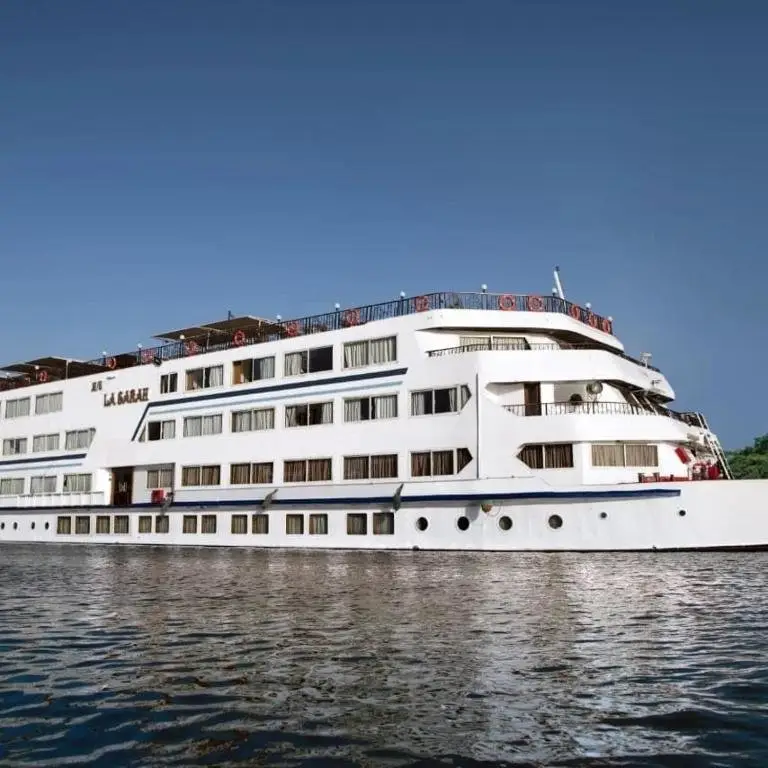 Луксор: nile cruise from luxor to aswan