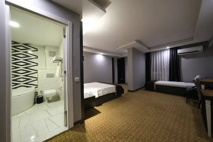 Мерсин: Eniza Hotel