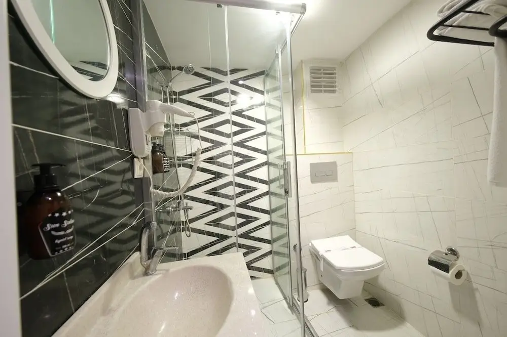 Мерсин: Eniza Hotel