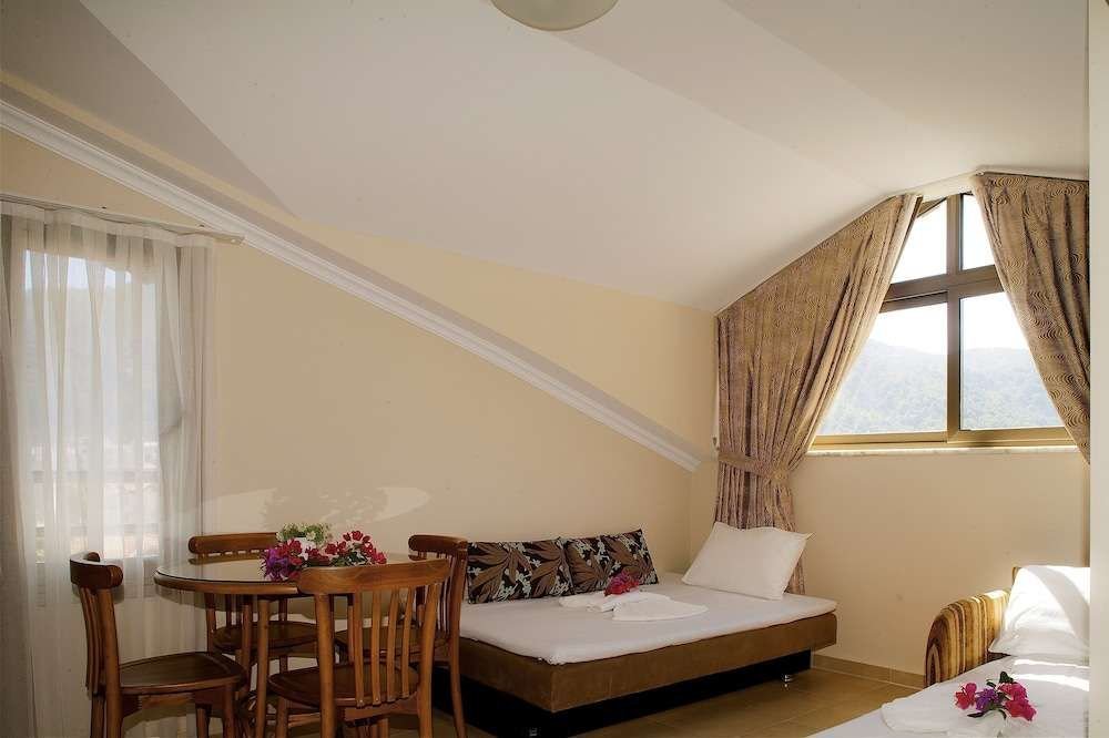 Мармарис: EcemHotel