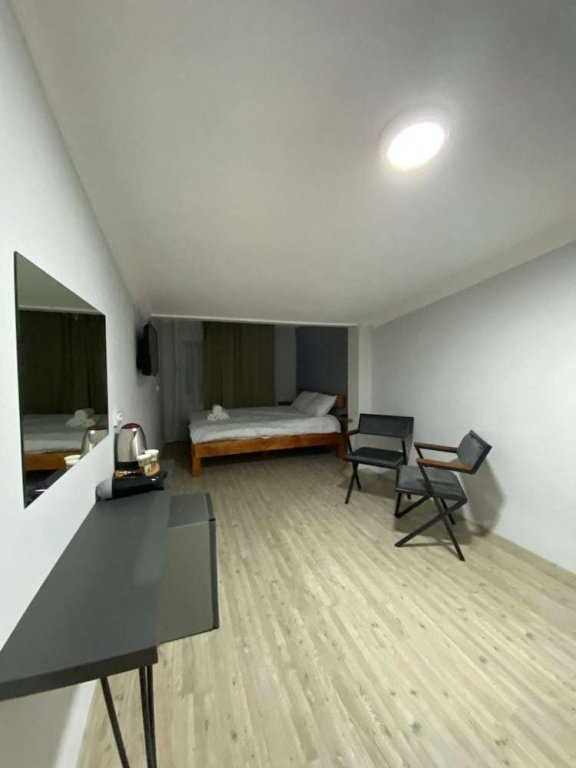 Convenient And Furnished Flat In Izmir Bayrakli — фото 1