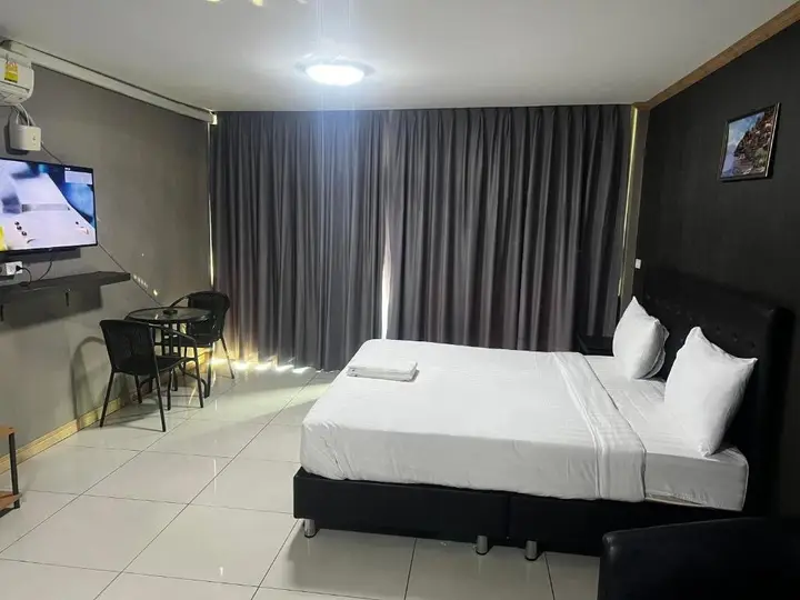 Паттайя: Apsara Inn