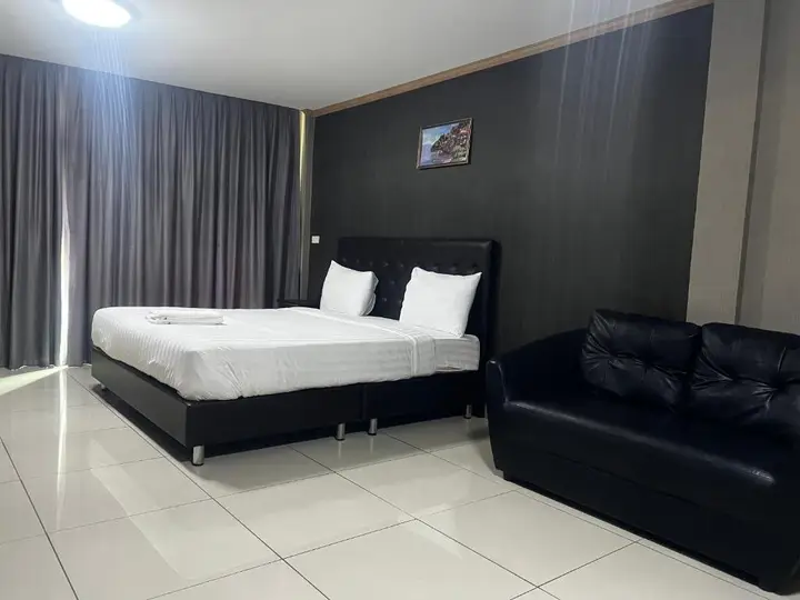 Паттайя: Apsara Inn