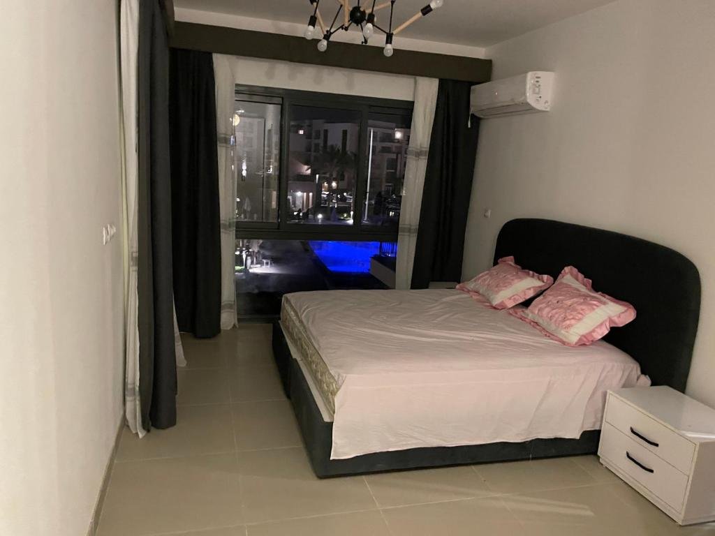 Эль-Аламейн: First row Sea view villa in safi Marassi