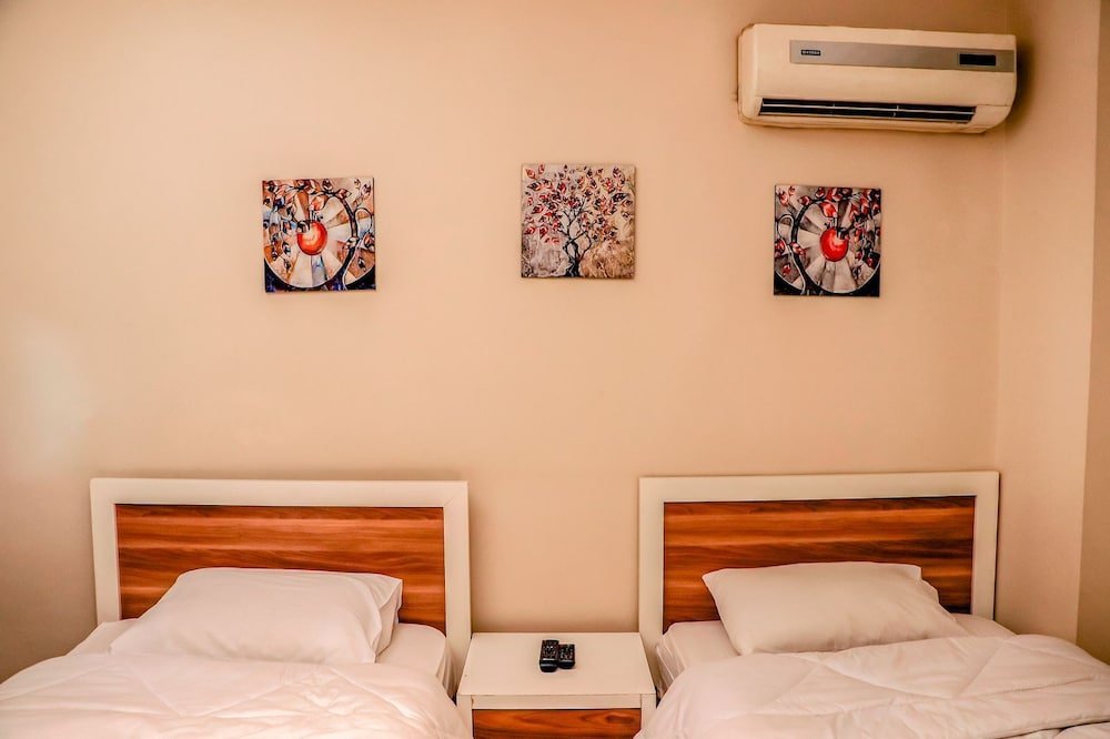 Гиза: Grand Pyramids Motel