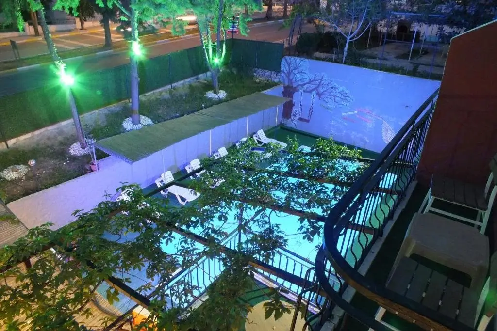 Кушадасы: Avalon Otel