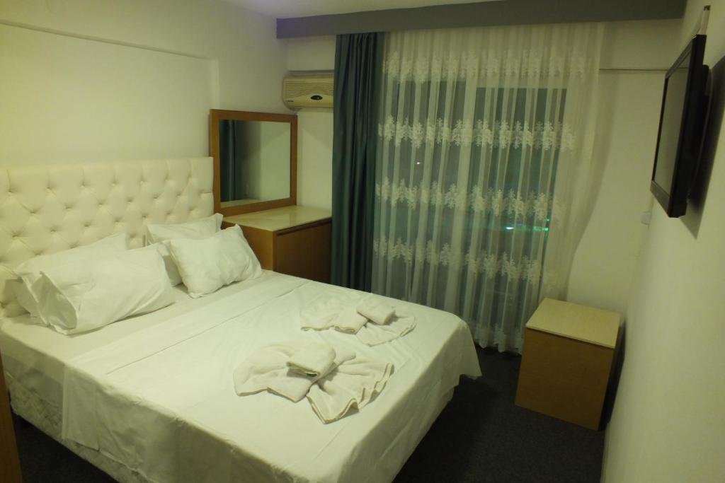 Кушадасы: Avalon Otel