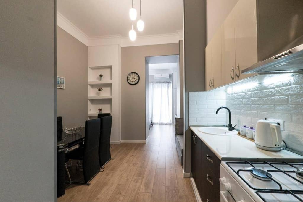 Тбилиси: Elle's Apartment, Old Tbilisi, City Center