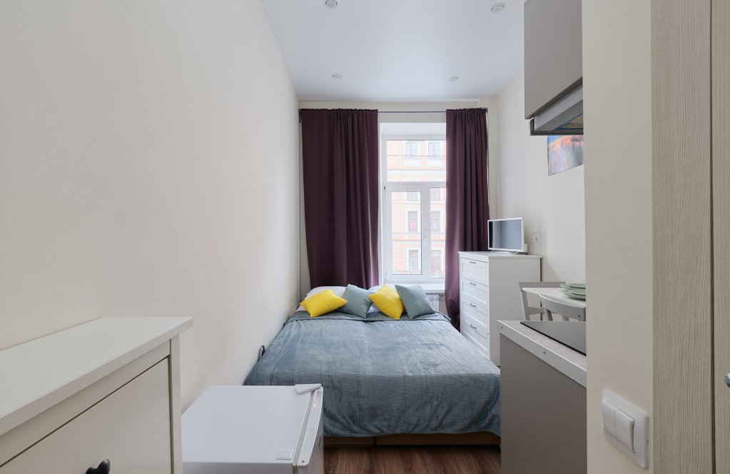Санкт-Петербург: Studiya Lodging House