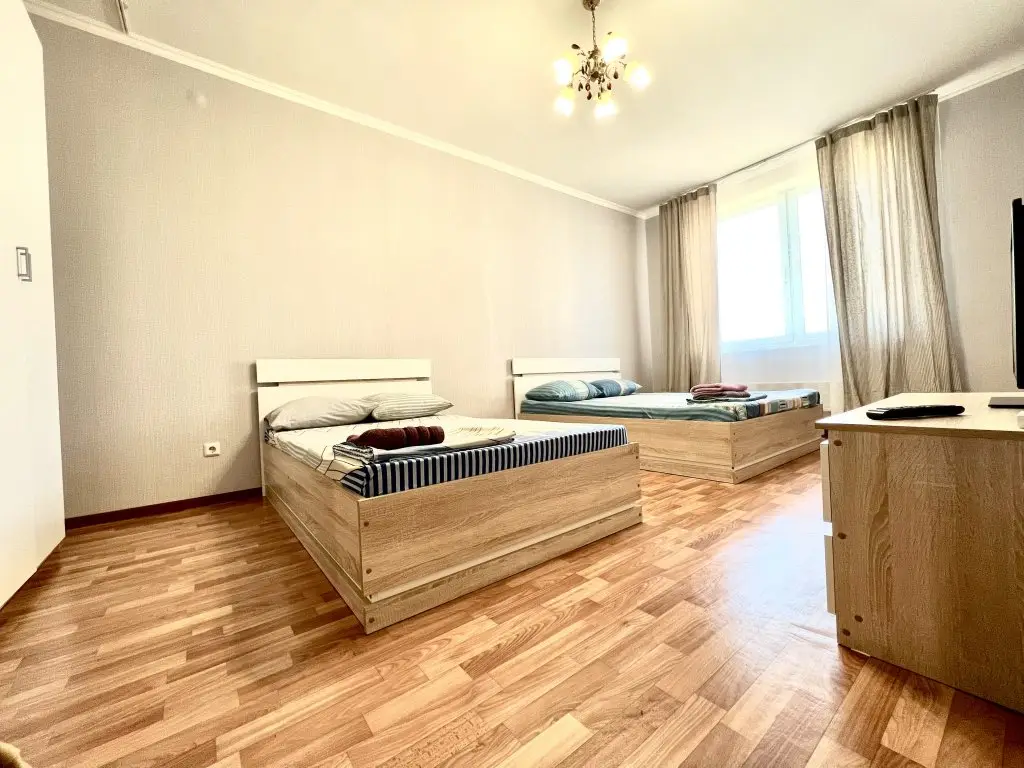 Апартаменты на шоссе Космонавтов у Трк Планета — фото 1