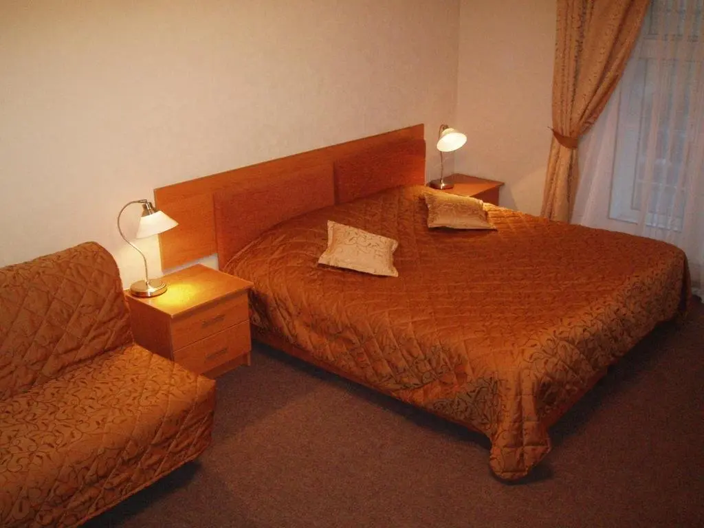 Санкт-Петербург: Меблированные комнаты Невский Inn