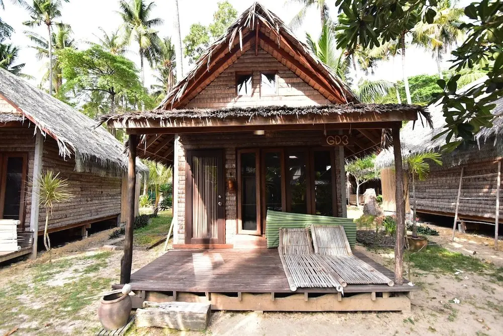 главный пляж: Coco Cottage Koh Ngai