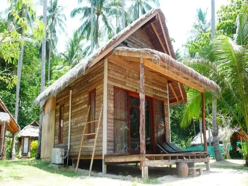 главный пляж: Coco Cottage Koh Ngai
