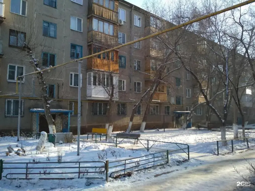 Караганда: Apartment Alikhanova 38/3