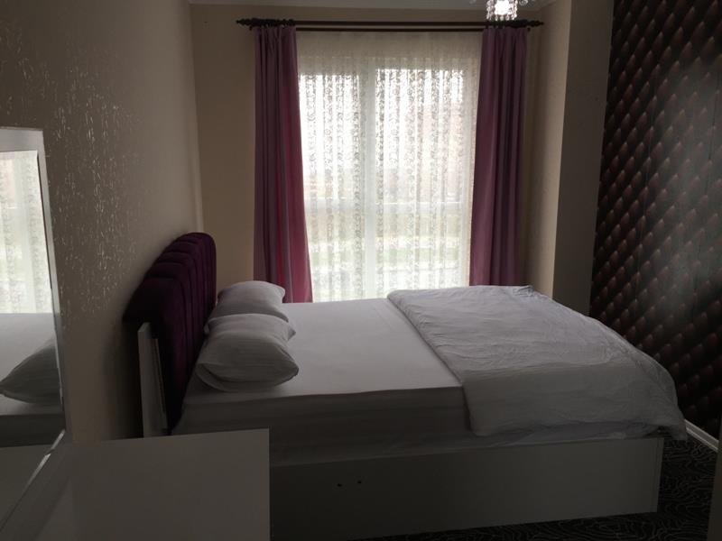 Стамбул: Safir House