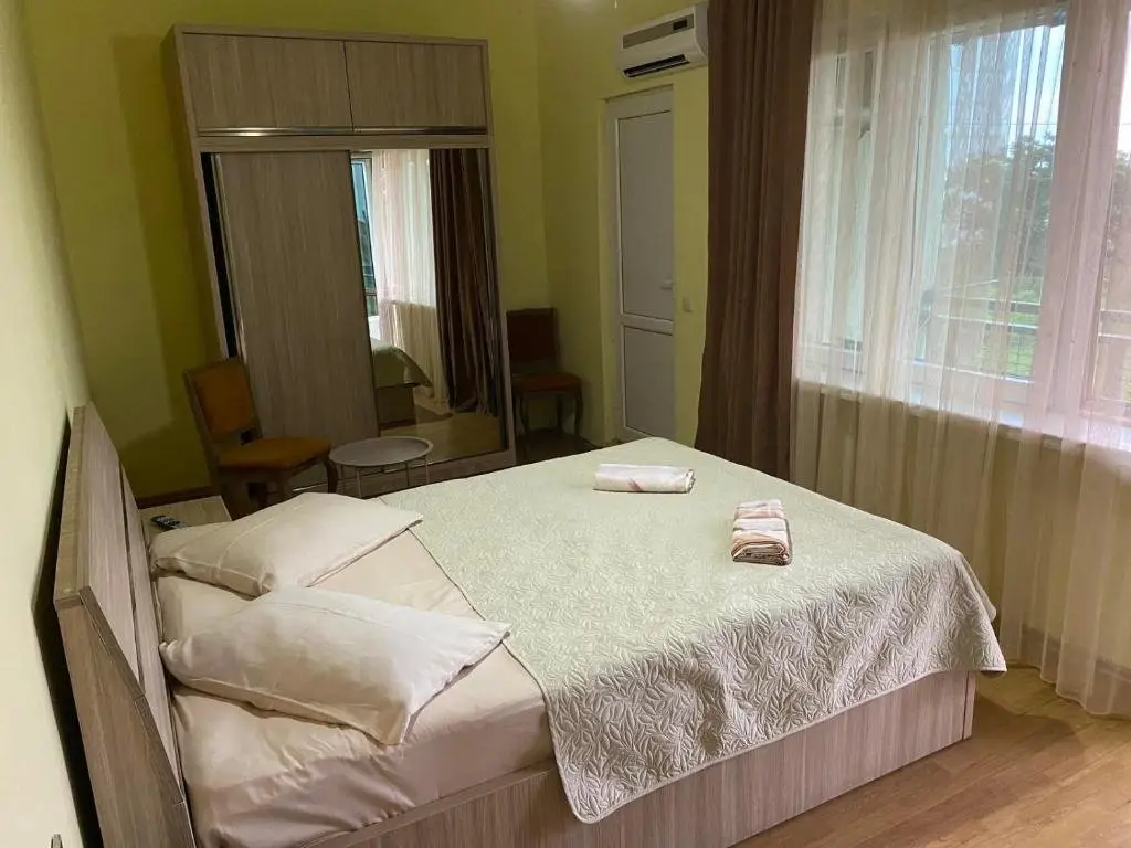 Батуми: "Greenland 62"