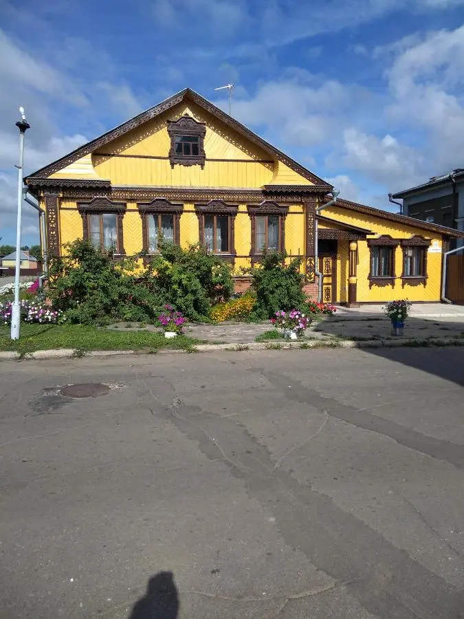 Суздаль: Дом у монастыря