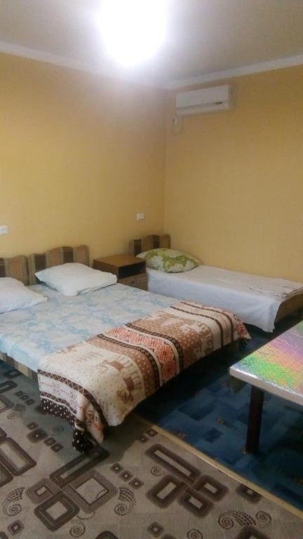 Цандрыпш: Betti Guest House