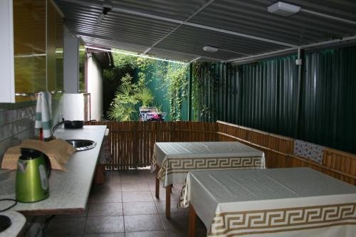 Золотая бухта: Guesthouse Asya