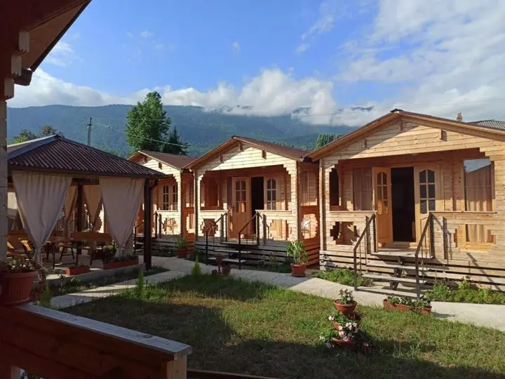 Верхняя Эшера: Wooden house “Anna”