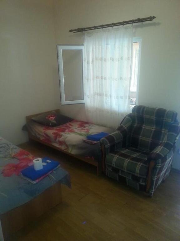 Пицунда: Mini Hotel Agrba 1A