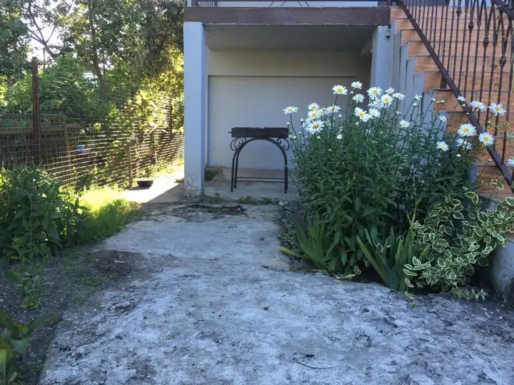 Сухум: Mayak Apartment